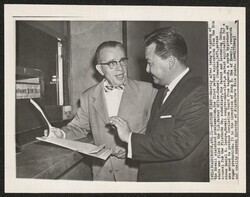 ["Caption: WASHINGTON, AUG.21--ANOTHER FIRST--Shortly after today's signing of the Hawaii statehood proclamation, the first patent application from the 50th state was filed in the U.S. Patent Office. Samuel Stearman, left, patent counsel for the Flintkote C"]